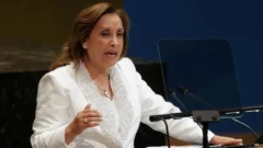 La presidencia de Dina Boluarte pende de un hilo por la crisis de violencia que quedó en evidencia tras el ataque contra el grupo Agua Marina en Lima