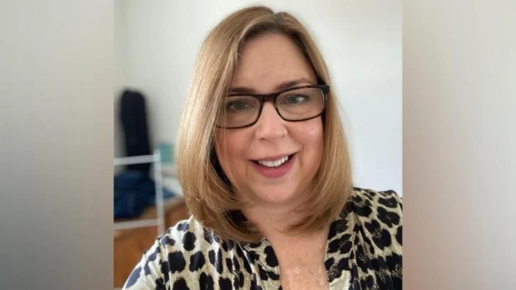 La inspiradora historia de la mujer que tiene un récord de supervivencia de 40 años tras recibir un doble trasplante de corazón y pulmón