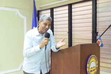  Juan Arias, director de la UASD-Santiago.