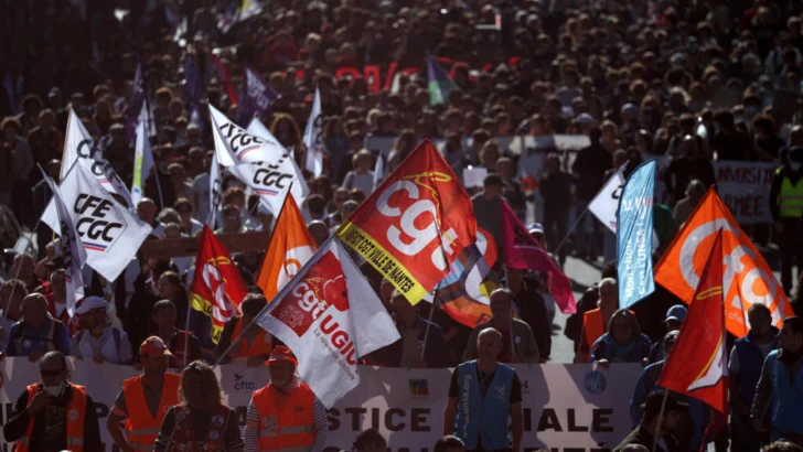 Francia: 600.000 protestaron contra medidas de austeridad, según sindicato; el Gobierno indica 195.00 manifestantes