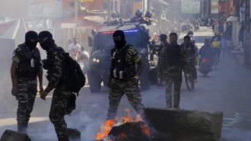 Madagascar: el presidente intenta apaciguar las protestas nombrando un militar como primer ministro Madagascar: el presidente intenta apaciguar las protestas nombrando un militar como primer ministro