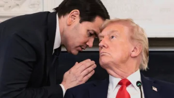 Trump y Rubio arremeten contra Petro: lo tildan de 'maleante, narcotraficante y lunático' Trump y Rubio arremeten contra Petro: lo tildan de 'maleante, narcotraficante y lunático'