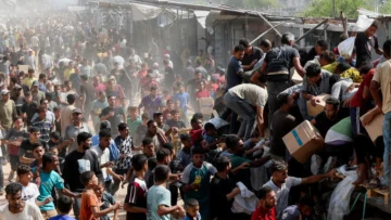 Camiones de ayuda entran a Gaza, previo a liberación de rehenes y visita de Trump a Medio Oriente Camiones de ayuda entran a Gaza, previo a liberación de rehenes y visita de Trump a Medio Oriente