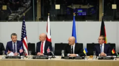 Alemania anuncia $USD 2.000 millones en ayuda a Kiev; Hegseth advierte costos a Rusia si no termina la guerra