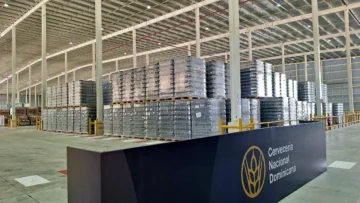  Cervezas en el Hub logístico de Cervecería Nacional Dominicana.
