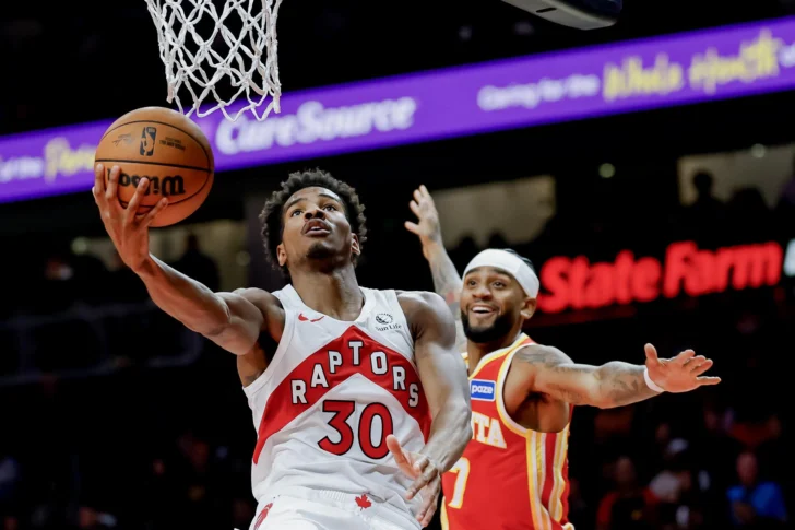 Wemby opaca el debut de Flagg y novato VJ derrumba la puerta de la NBA