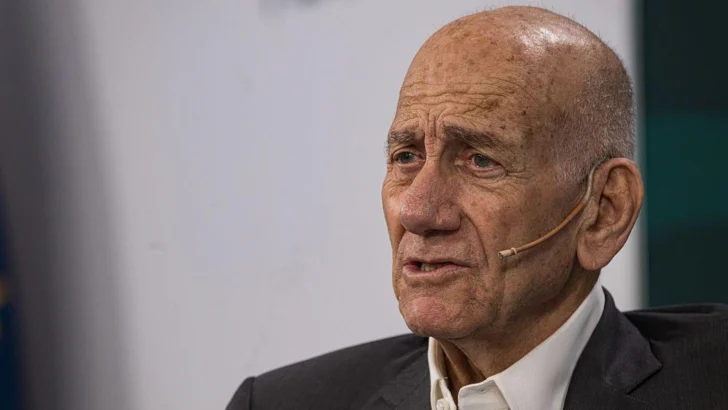 'La división en Israel es mucho más profunda y dolorosa como consecuencia del trauma del 7 de octubre': entrevista a Ehud Olmert, ex primer ministro israelí
