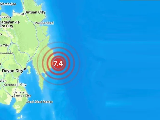 Alertan de olas de hasta tres metros tras terremoto de 7,4 en Filipinas