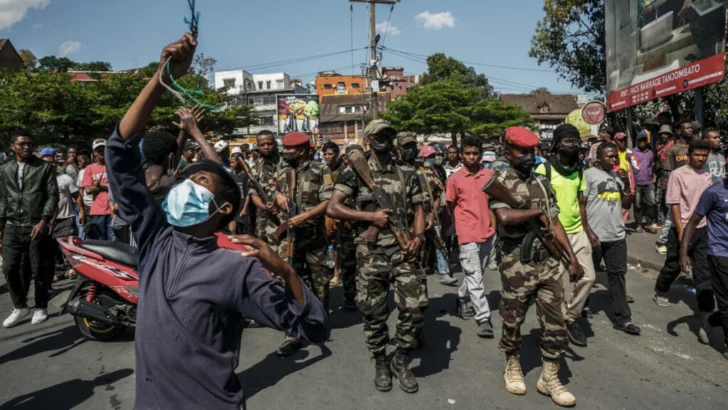 Madagascar: una isla cansada de promesas y sacudida por una nueva crisis política