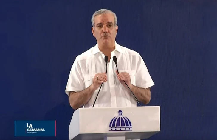 Abinader evita comentar ausencia de presidenta mexicana en la Cumbre de las Américas