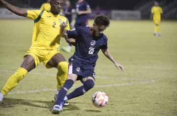 Delantero Azcona no jugará ante Uruguay en Malasia