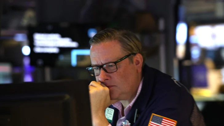 Wall Street cierra mixto por tensión con China y a la espera de baja de tasas Wall Street cierra mixto por tensión con China y a la espera de baja de tasas