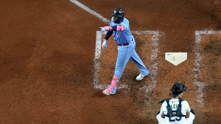 Los Azulejos igualaron a Marineros, con Guerrero Jr. otra vez protagonista