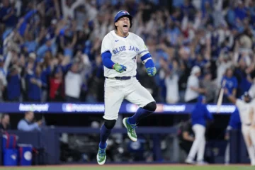 Los Azulejos de Toronto ganan a Marineros y jugarán la Serie Mundial frente a los Dodgers