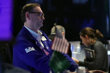 Wall Street cierra en niveles récord por tercera jornada consecutiva por Fed y tecnológicas Wall Street cierra en niveles récord por tercera jornada consecutiva por Fed y tecnológicas