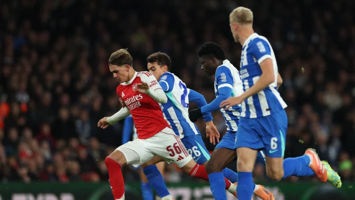 Con 15 años, Dowman se convierte en el titular más joven en el Arsenal inglés