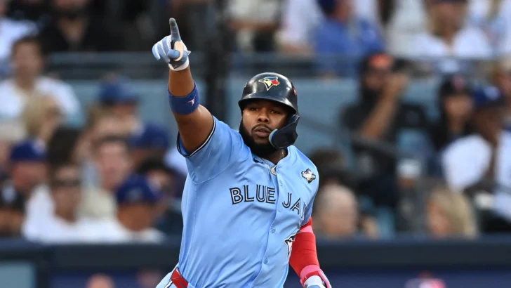 Vladimir Guerrero Jr. firmó jonrón y puso a Azulejos a un paso de ganar la Serie Mundial