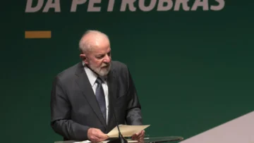 Brasil: Gobierno de Lula autoriza una controvertida exploración petrolera próxima al río Amazonas Brasil: Gobierno de Lula autoriza una controvertida exploración petrolera próxima al río Amazonas