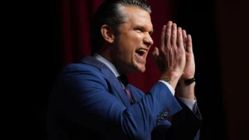 EE. UU. reporta ataque a lancha ligada al ELN; Petro lo refuta y pide respuestas