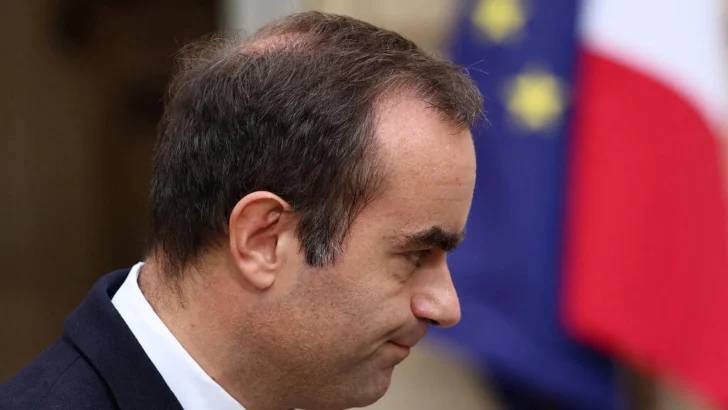 Francia: el nuevo gobierno de Lecornu nace entre expulsiones y amenazas de censura