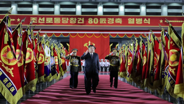 Gran desfile militar en Pyongyang con motivo del 80 aniversario del partido único