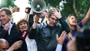 Elecciones en Argentina: los partidos cierran campaña, de cara a lo que promete ser un plebiscito para Milei Elecciones en Argentina: los partidos cierran campaña, de cara a lo que promete ser un plebiscito para Milei