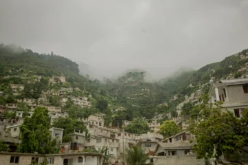 Aumenta la preocupación en los campamentos de desplazados en Haití por el huracán Melissa Aumenta la preocupación en los campamentos de desplazados en Haití por el huracán Melissa