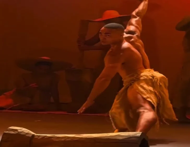  Alexander Duval en su presentación en Ileo.