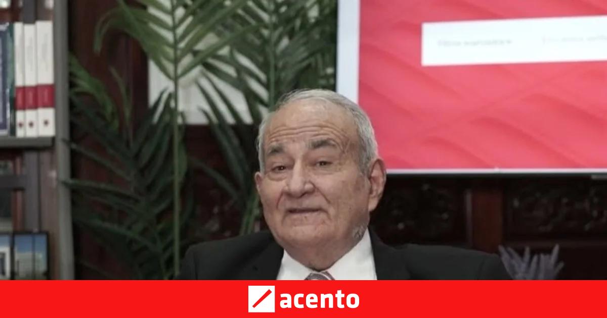 法学者で大学教授のアルマンソール・ゴンサレス・カナフアテ博士が死去