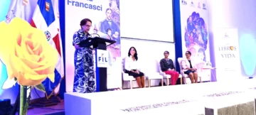 Ángela Hernández, durante la charla.