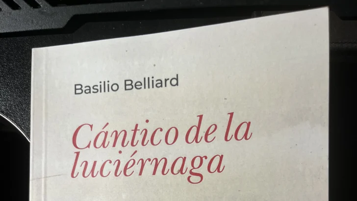 Basilio Belliard presenta su más reciente poemario  Basilio Belliard presenta su más reciente poemario