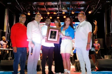 Celebran noche de merengue y orgullo dominicano
