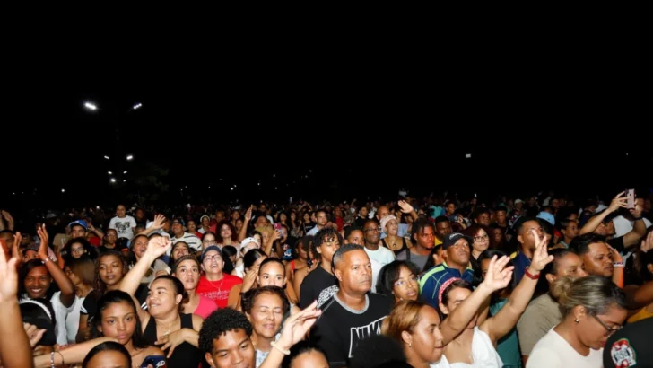 Celebran noche de merengue y orgullo dominicano