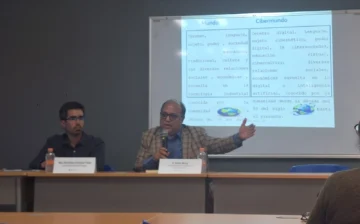  Maximiliano Rodríguez Fleitas, de Uruguay, junto al Dr. Andrés Merejo.
