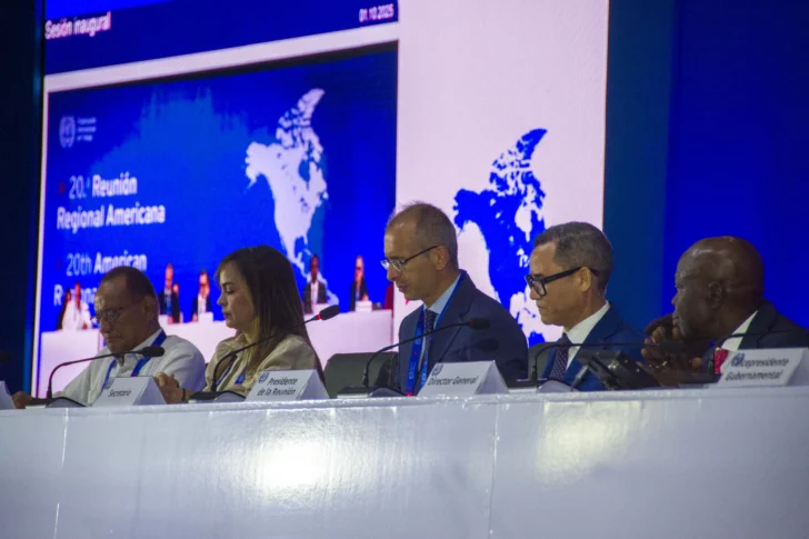 Informe de la OIT alerta sobre alta informalidad y brecha de género en empleabilidad de las Américas