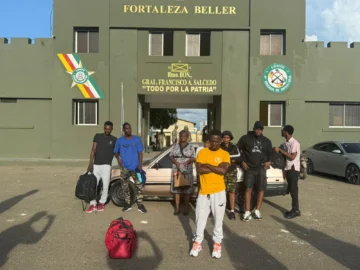 Drones militares interceptan vehículo con migrantes haitianos indocumentados en Dajabón