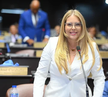 Carmen Ligia Barceló asegura su propuesta no es eliminar cesantía, sino modernizarla