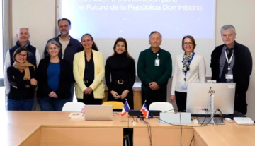 La doctora dominicana Ibeth Guzmán, profesora invitada en la Université d’Orléans, Francia