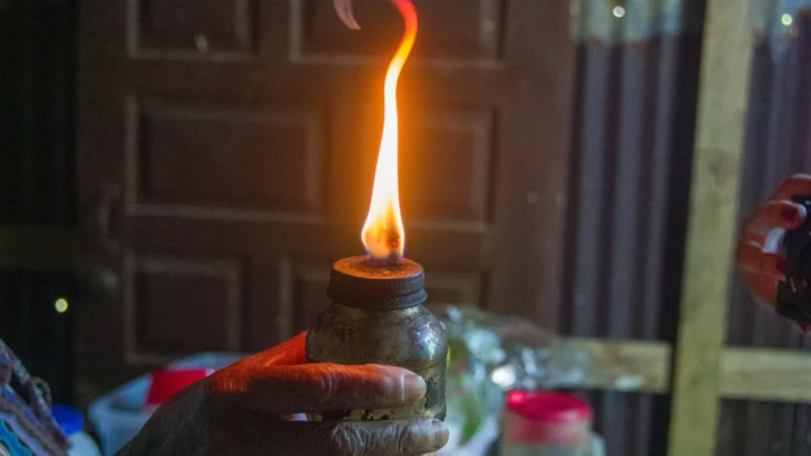 Hidroeléctrica, paneles y postes: el mapa eléctrico que busca acabar con la pobreza energética Hidroeléctrica, paneles y postes: el mapa eléctrico que busca acabar con la pobreza energética