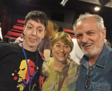  El actor argentino Roberto Peloni, la actriz dominicana Yanela Hernández y Danilo Ginebra.