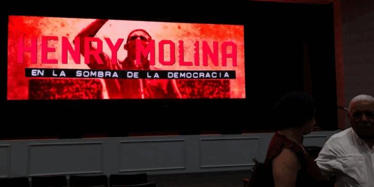 'Henry Molina: A la sombra de la democracia' 'Henry Molina: A la sombra de la democracia'