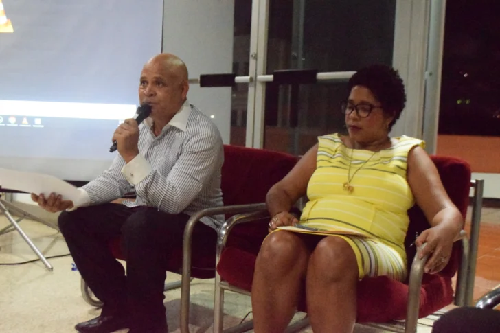  Enegildo Peña y Daniela Cruz Gil.