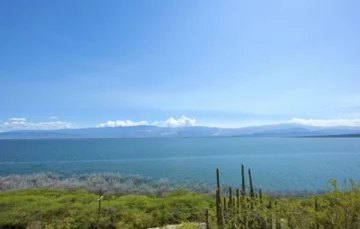  El lago Enriquillo es la mayor reserva natural de agua de la isla de Santo Domingo y del Caribe insular.
