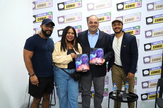 'El planeta de los besos' debutó con éxito en la Feria Internacional del Libro