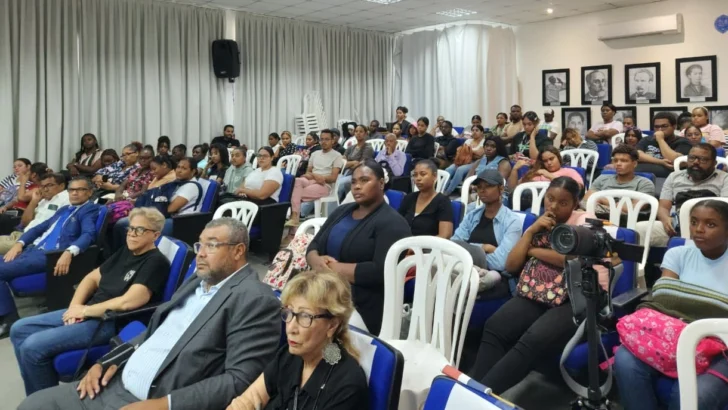 Escuela de Filosofía de la UASD realiza foro interdisciplinario sobre el suicidio