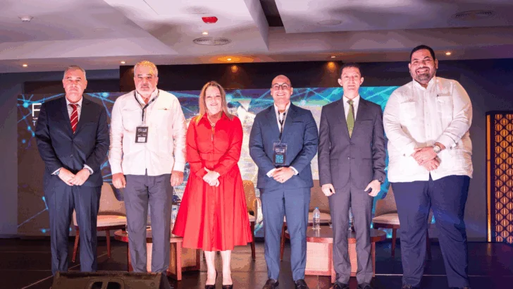 Foro empresarial consolida a RD como referente en nuevas formas de financiar el turismo Foro empresarial consolida a RD como referente en nuevas formas de financiar el turismo