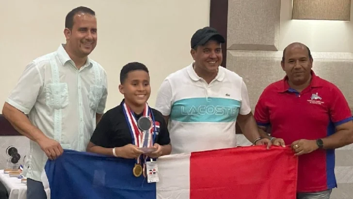 Alejandro Muñoz Féliz se corona bicampeón de Ajedrez 2025