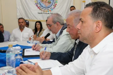 Gobierno evalúa daños causados por Melissa y advierte no reconstruirá viviendas ubicadas en zonas vulnerables Gobierno evalúa daños causados por Melissa y advierte no reconstruirá viviendas ubicadas en zonas vulnerables