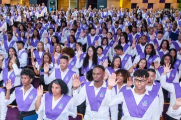 ISFODOSU entrega al país 1,091 nuevos maestros ISFODOSU entrega al país 1,091 nuevos maestros