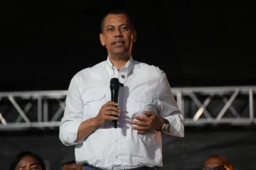 INDOTEL inicia en Jimaní lanzamiento de “Sonan-Do” INDOTEL inicia en Jimaní lanzamiento de “Sonan-Do”